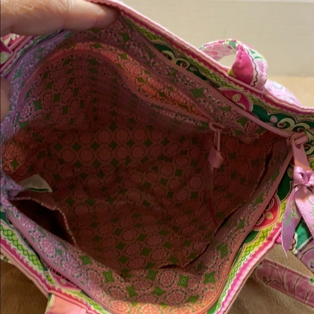 Vera Bradley Little Betsy Pinwheel Pattern HandBag - Picture 10 of 11